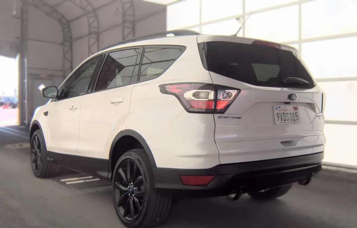 2017 FORD ESCAPE TITANIUM 5