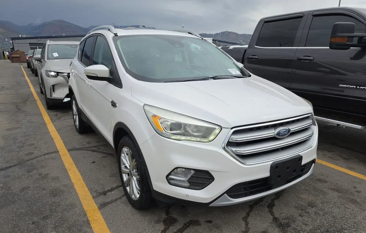 2017 FORD ESCAPE Titanium 3