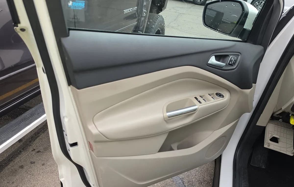 2017 FORD ESCAPE Titanium 5
