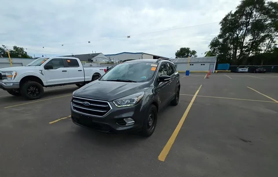 2019 FORD ESCAPE Titanium 2