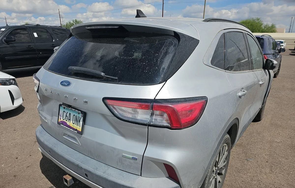 2020 FORD ESCAPE Titanium 3