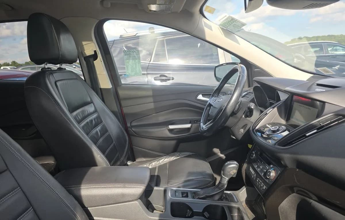 2017 FORD ESCAPE Titanium 4