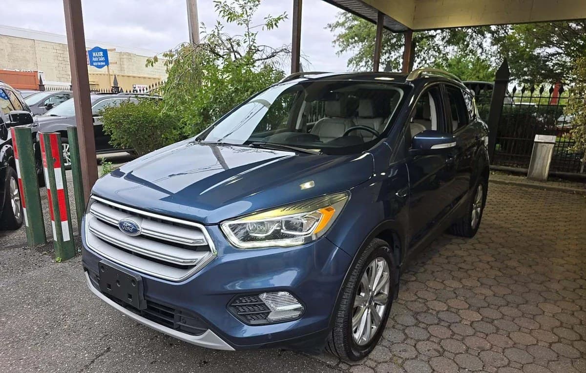 2018 FORD ESCAPE Titanium 2