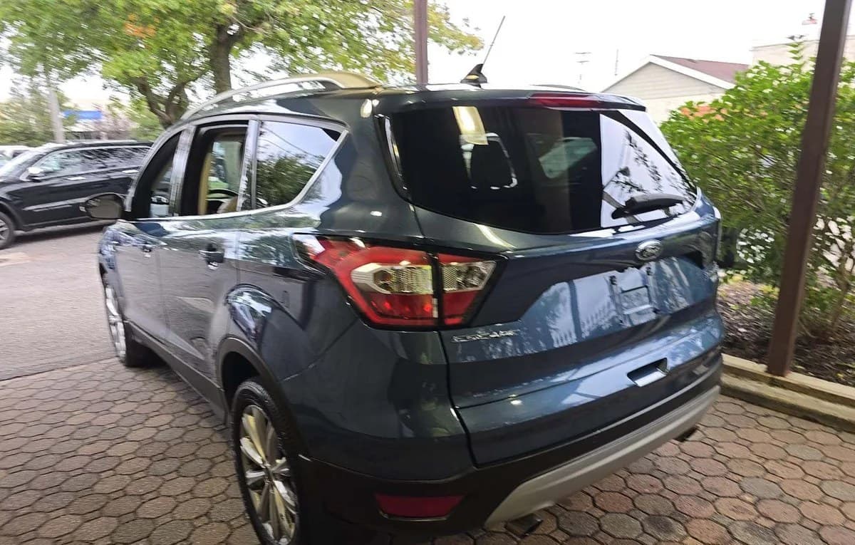 2018 FORD ESCAPE Titanium 3