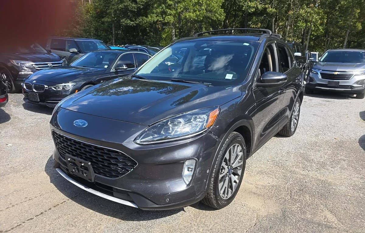 2020 FORD ESCAPE Titanium 2