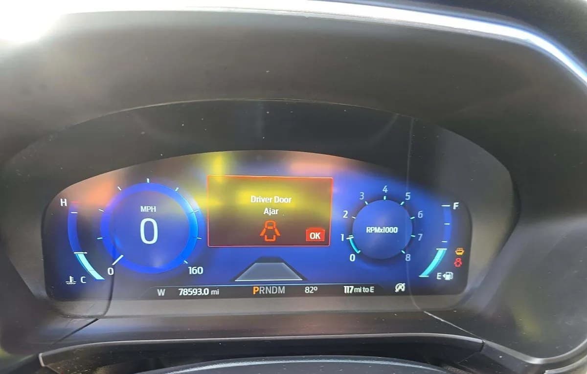 2020 FORD ESCAPE Titanium 6
