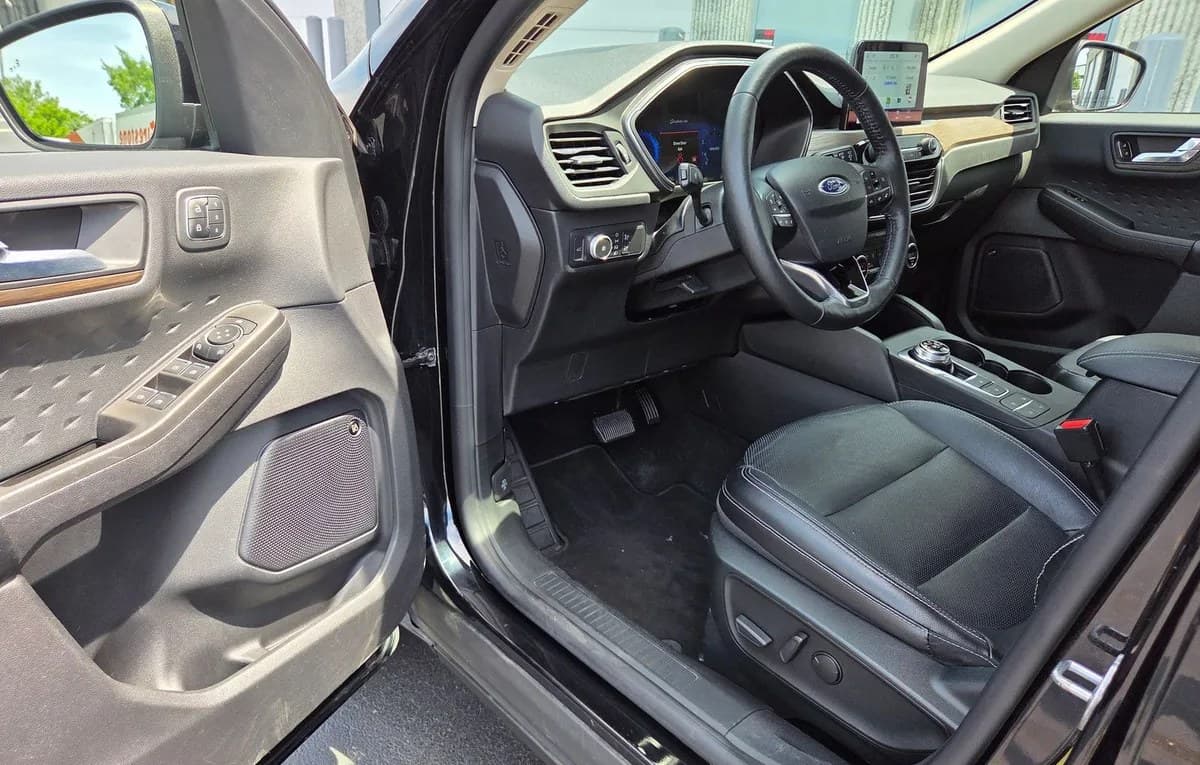 2020 FORD ESCAPE Titanium 6