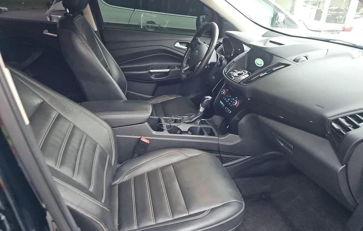 2018 FORD ESCAPE Titanium 4
