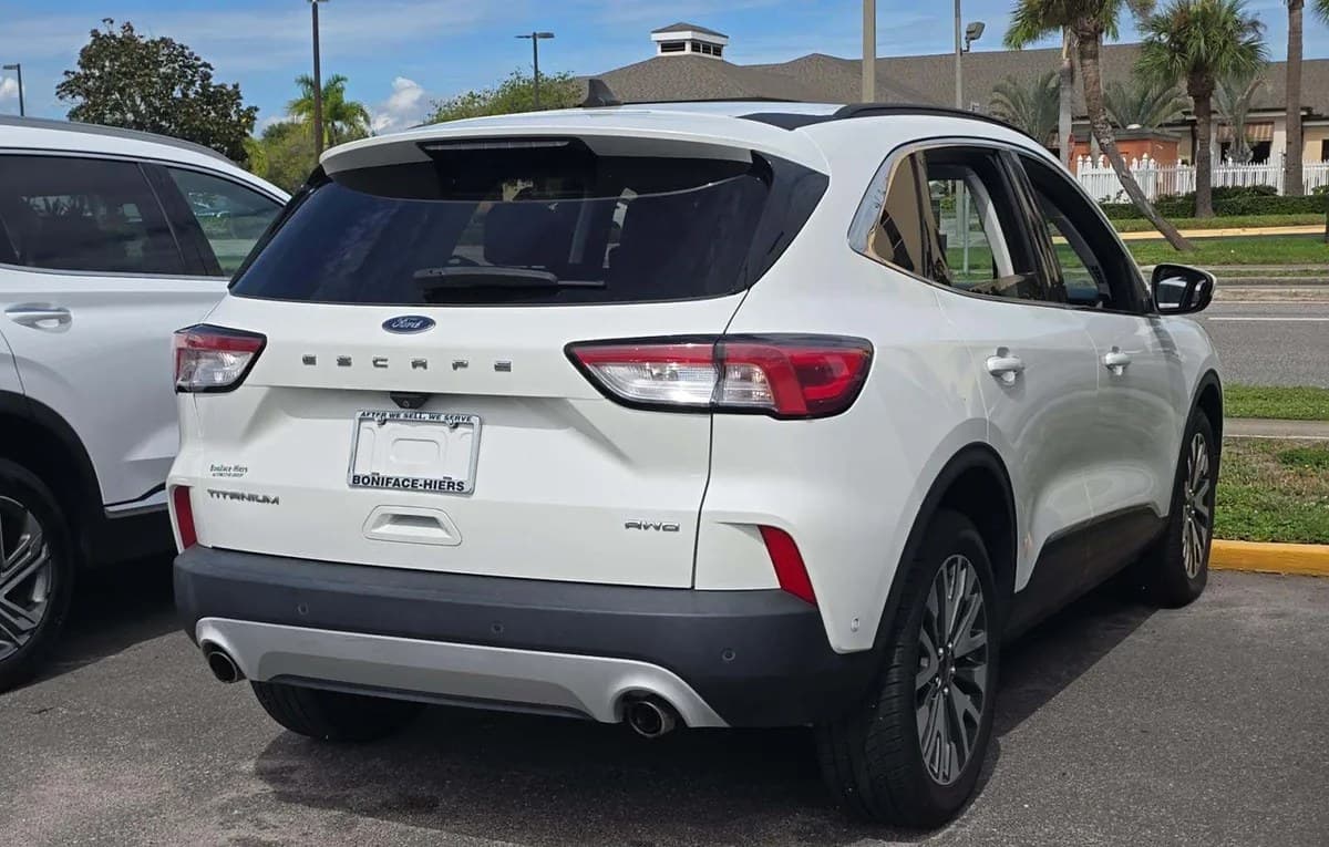 2021 FORD ESCAPE Titanium 4