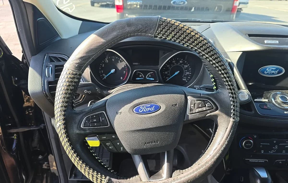 2017 FORD ESCAPE Titanium 6