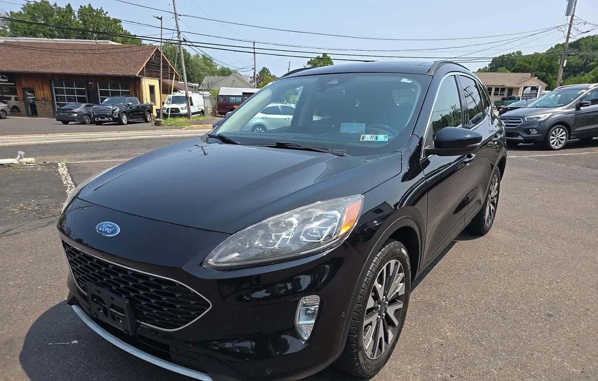 2020 FORD ESCAPE Titanium 2
