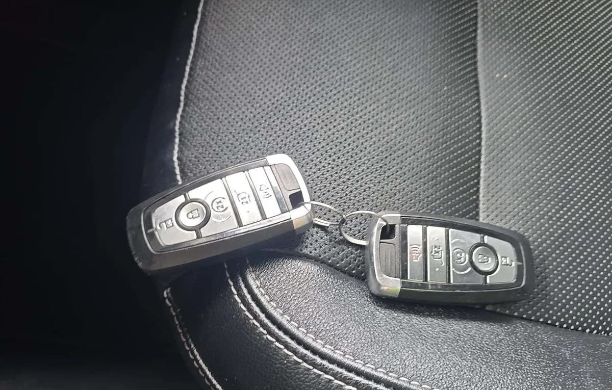 2020 FORD ESCAPE TITANIUM 5