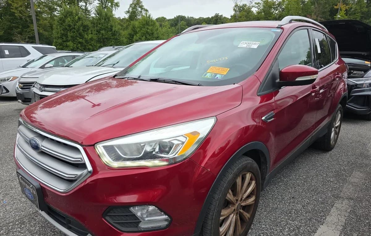 2017 FORD ESCAPE Titanium 1