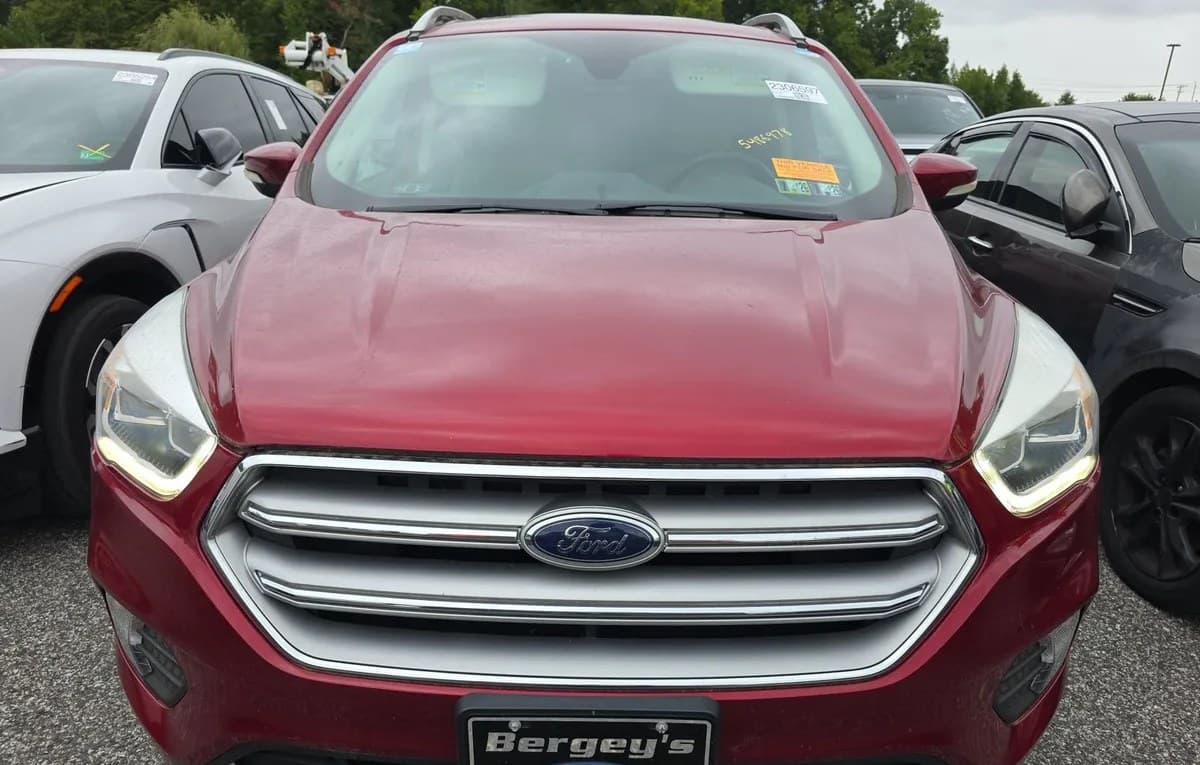 2017 FORD ESCAPE Titanium 2