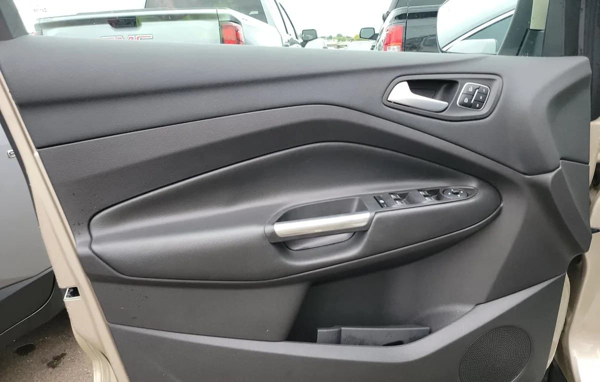 2017 FORD ESCAPE Titanium 6