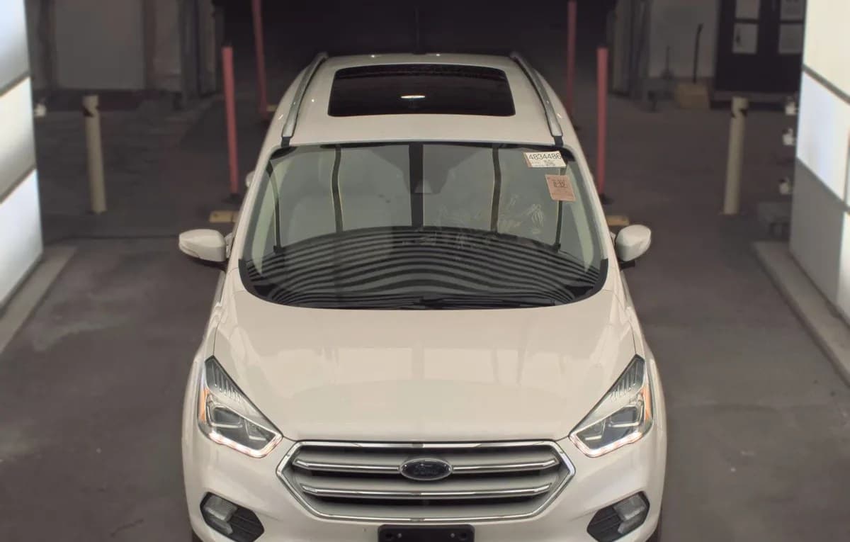 2019 FORD ESCAPE TITANIUM 3