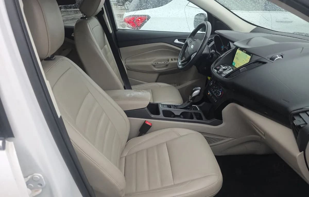 2019 FORD ESCAPE TITANIUM 5