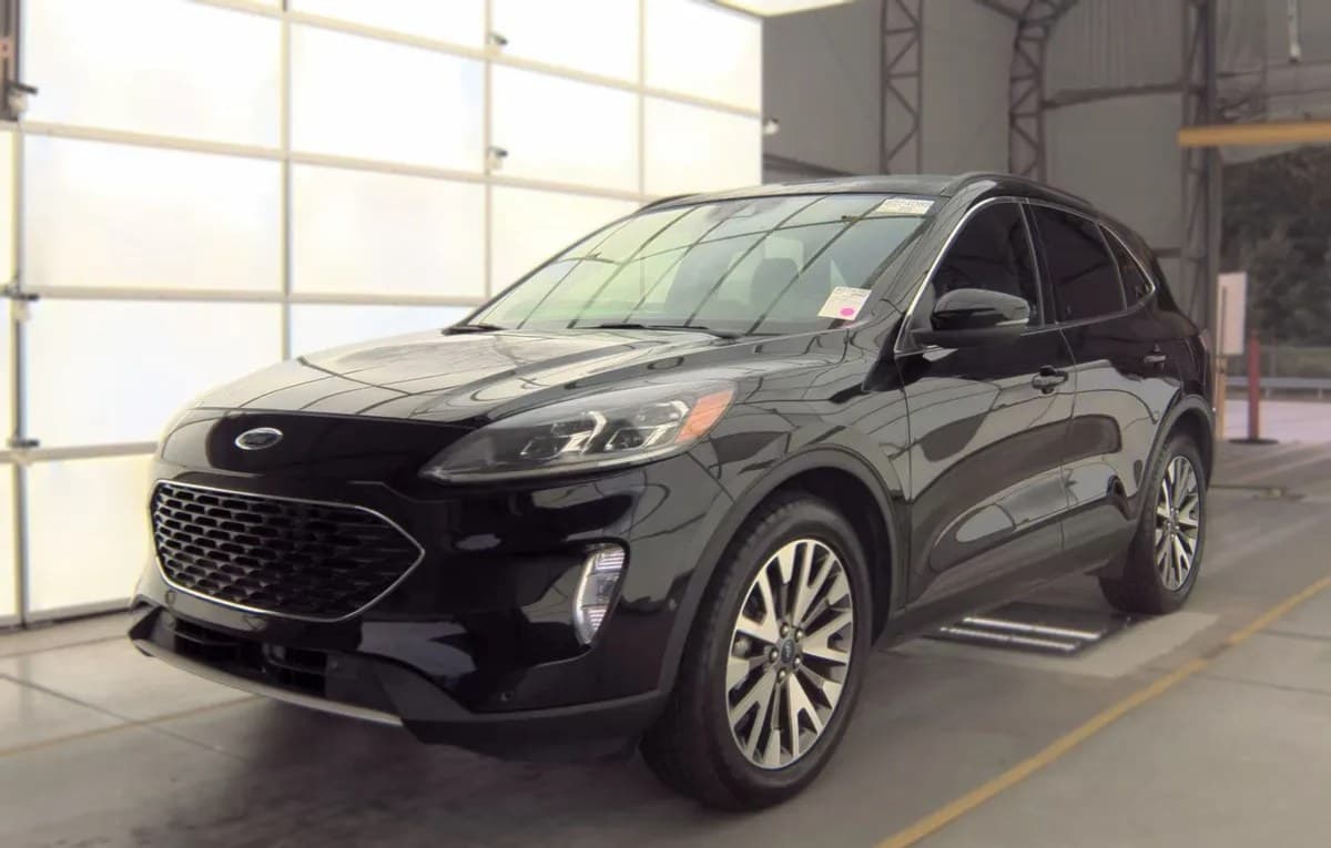 2020 FORD ESCAPE Titanium 2