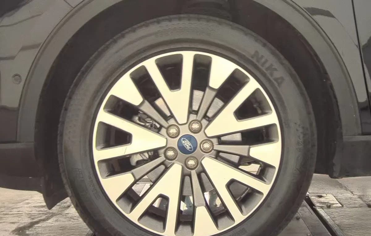 2020 FORD ESCAPE Titanium 6