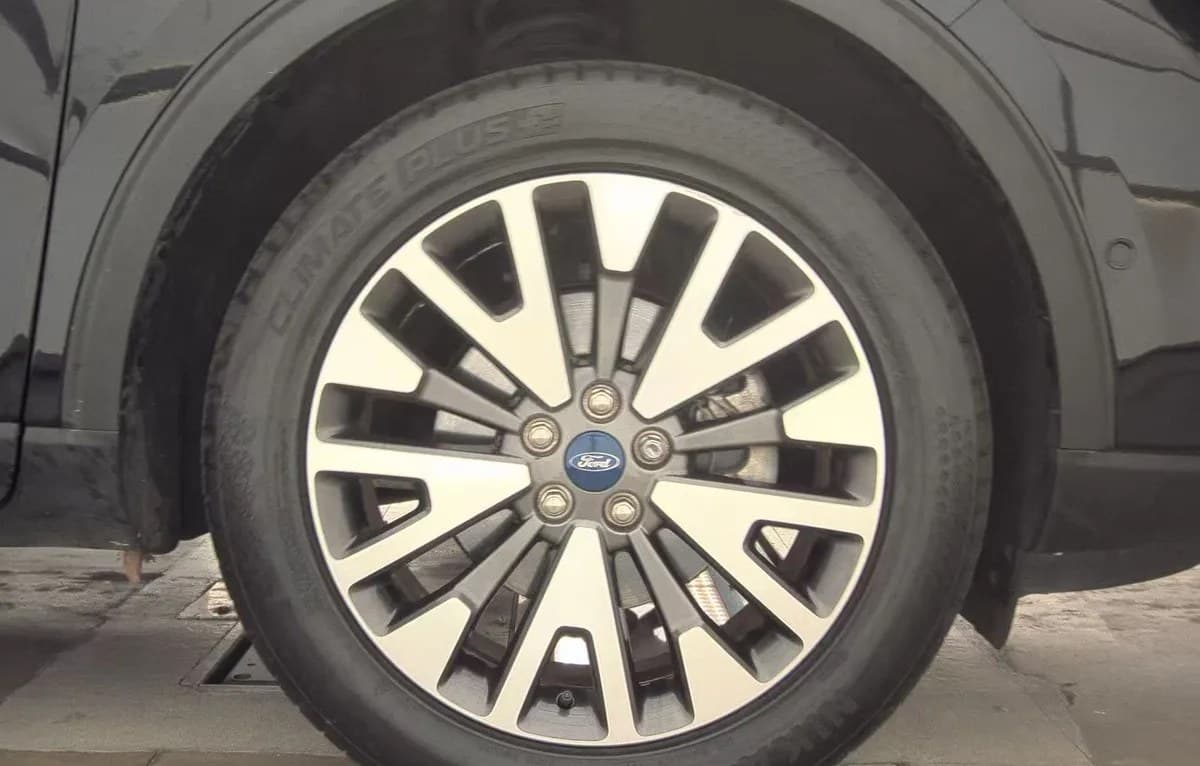 2020 FORD ESCAPE Titanium 7