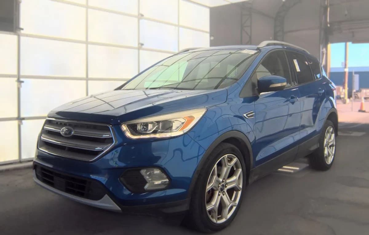 2019 FORD ESCAPE Titanium 2