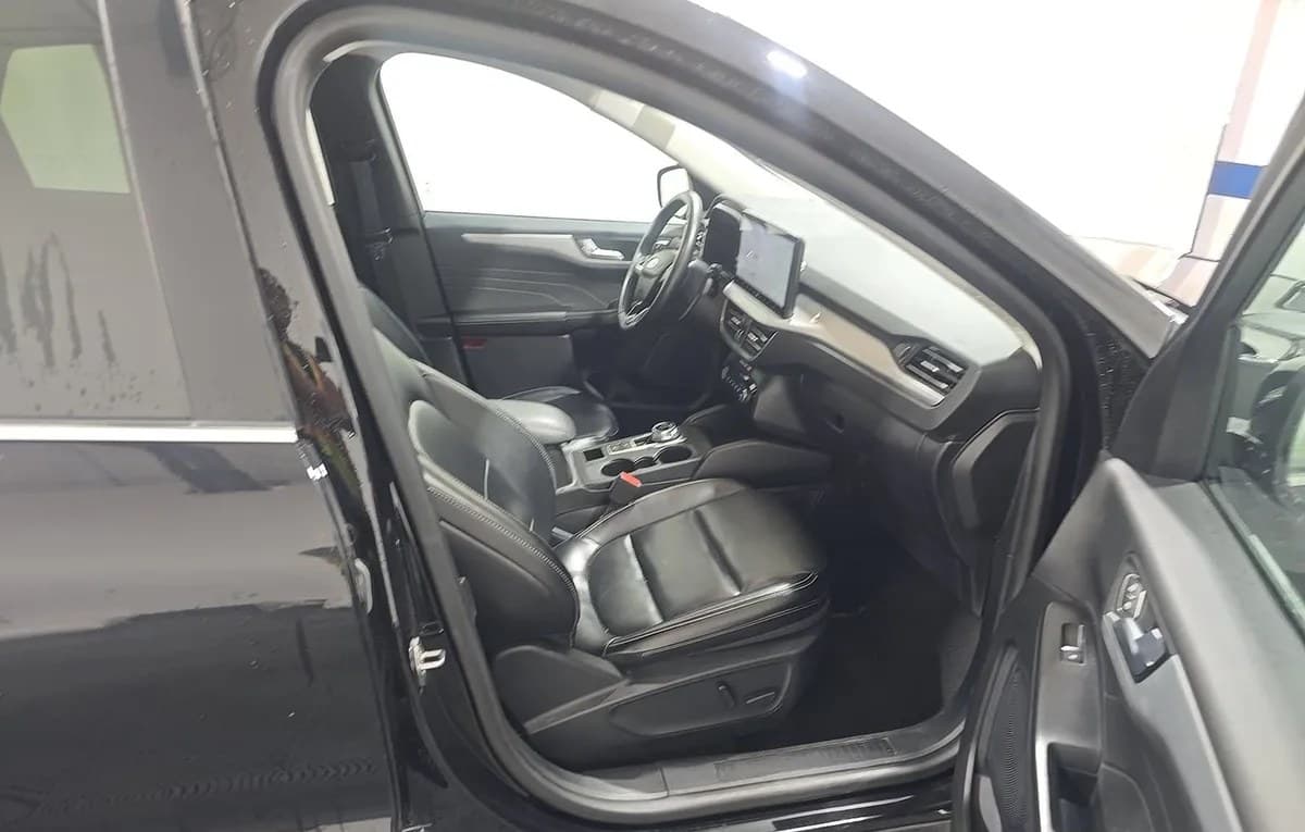 2024 FORD ESCAPE Platinum 5