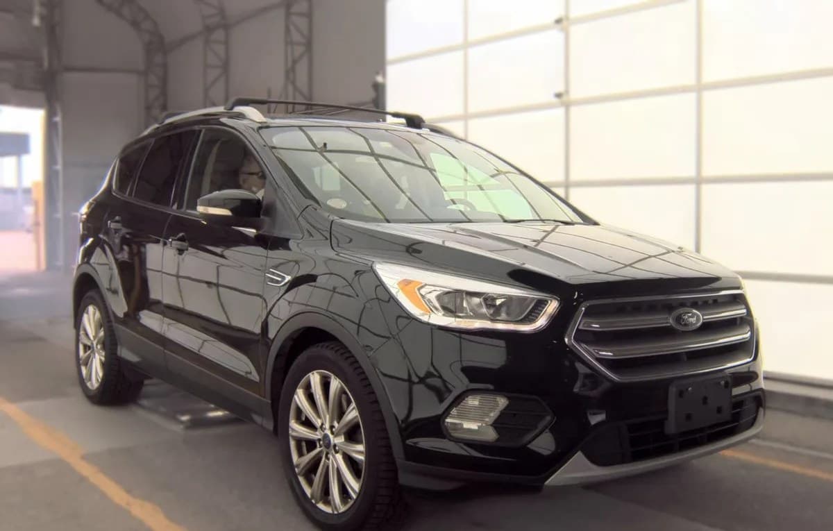 2017 FORD ESCAPE Titanium 3