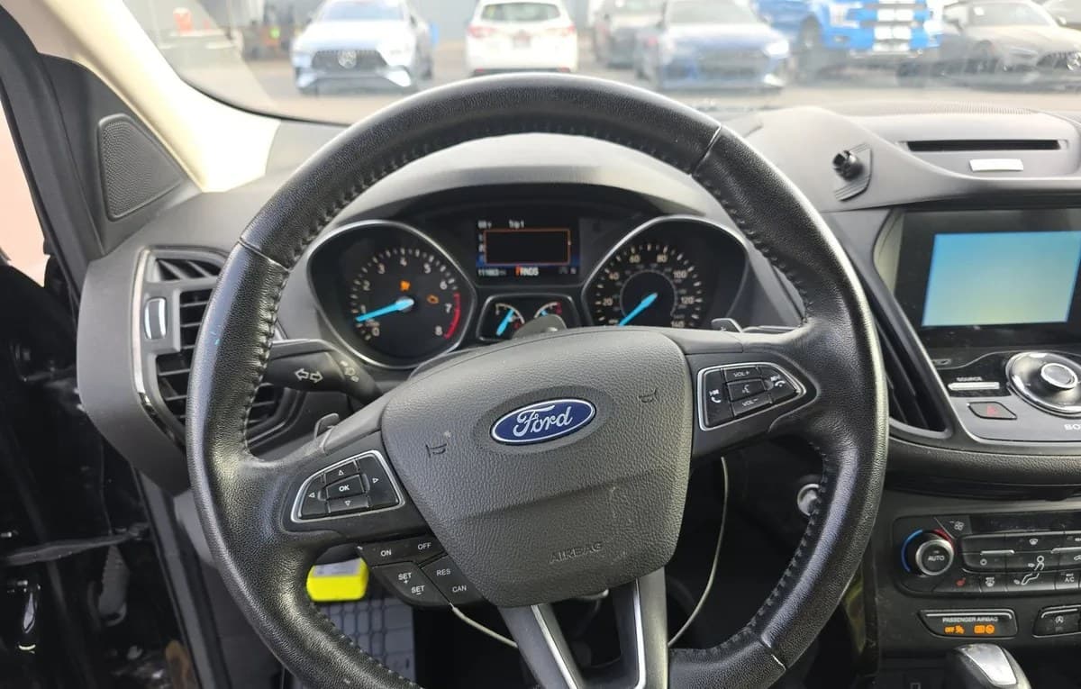 2017 FORD ESCAPE Titanium 6