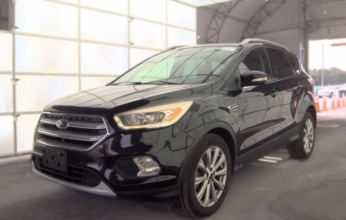 2017 FORD ESCAPE Titanium 2