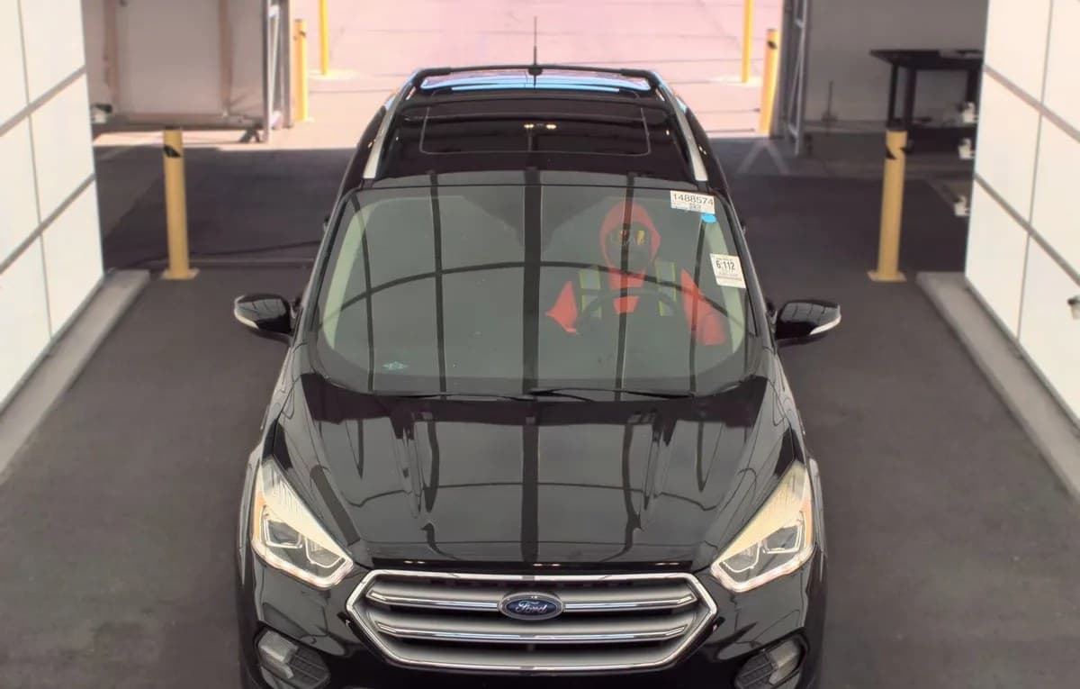 2017 FORD ESCAPE TITANIUM 3