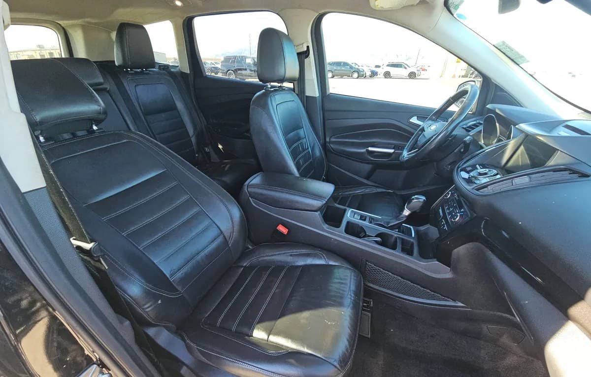 2017 FORD ESCAPE TITANIUM 5