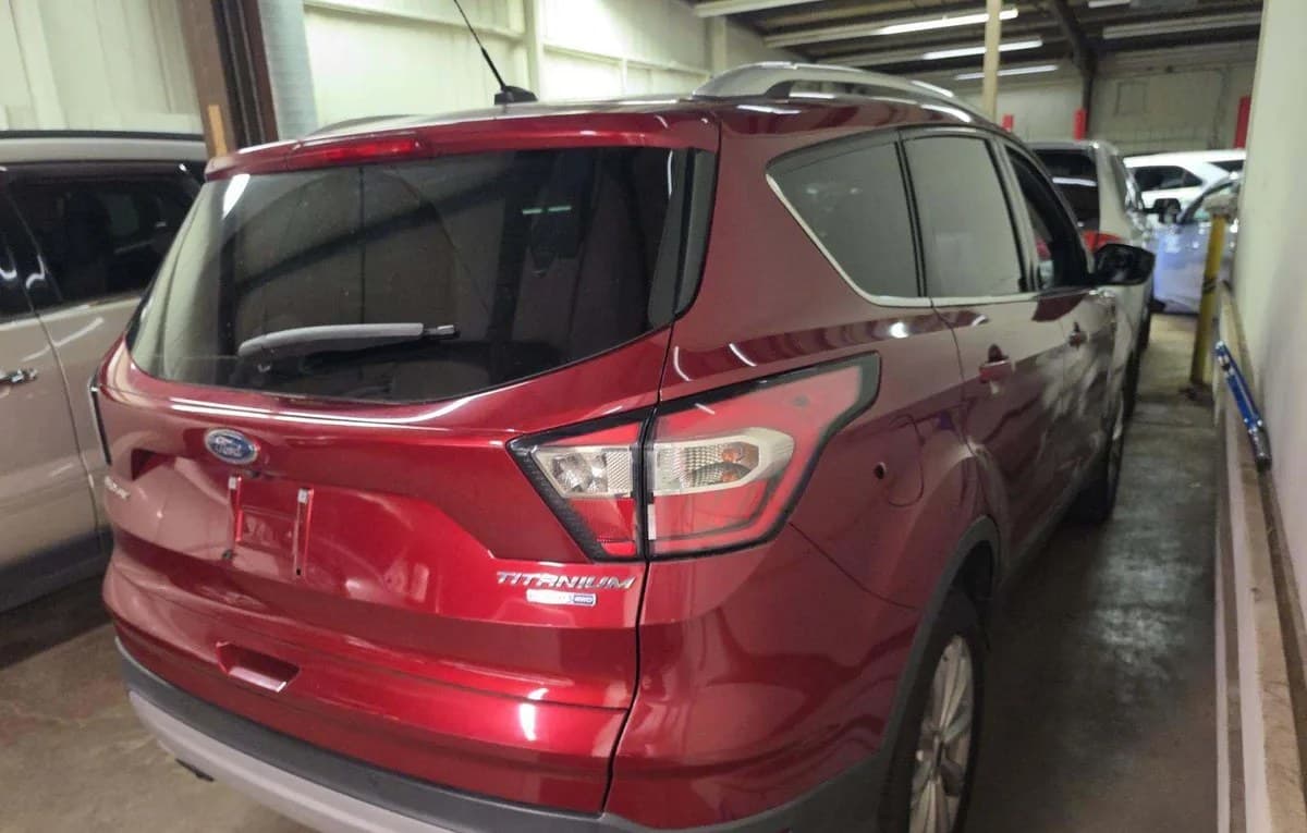 2017 FORD ESCAPE Titanium 3