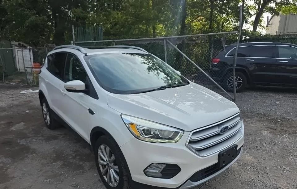 2017 FORD ESCAPE Titanium 4