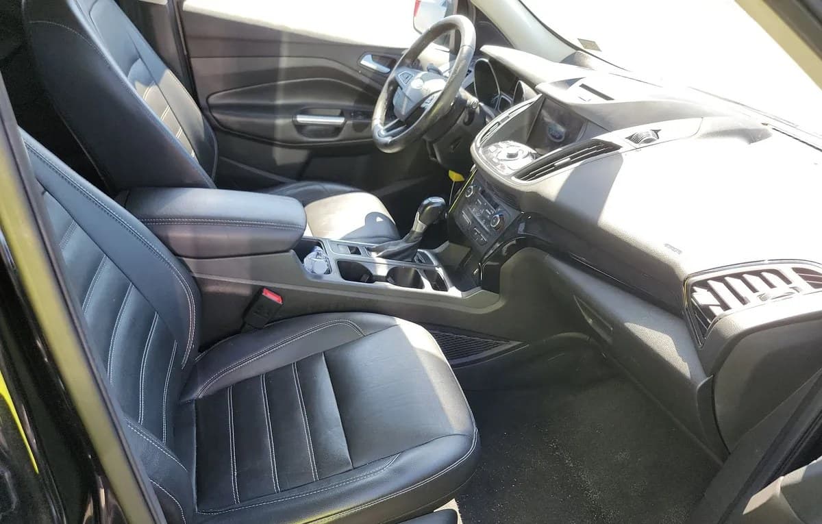 2017 FORD ESCAPE Titanium 5