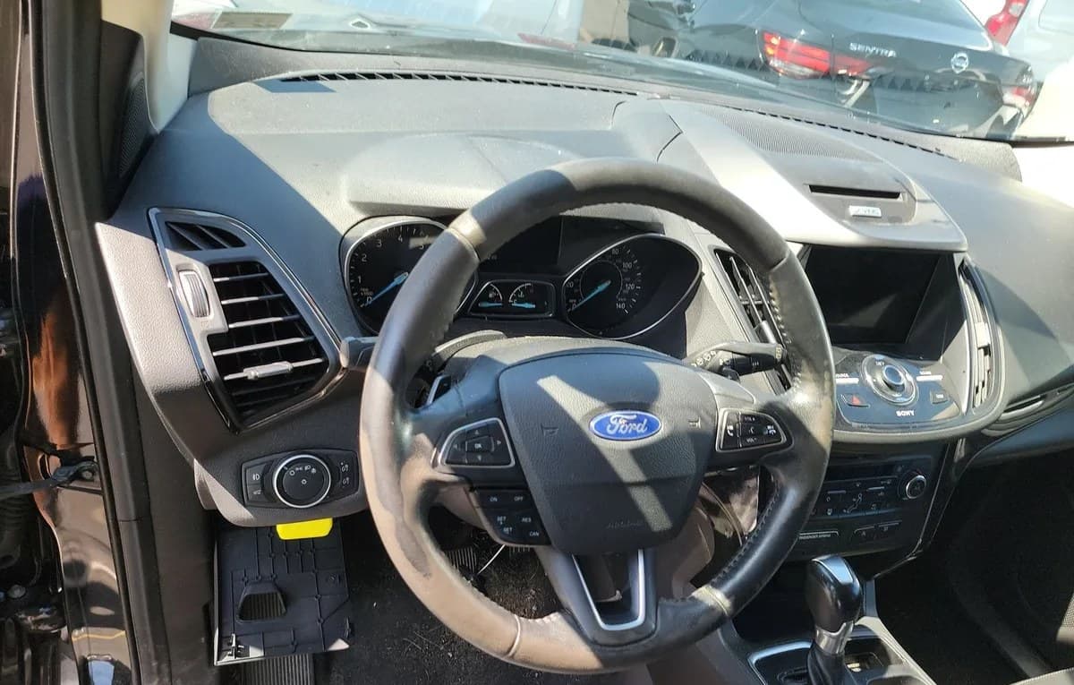 2017 FORD ESCAPE Titanium 7