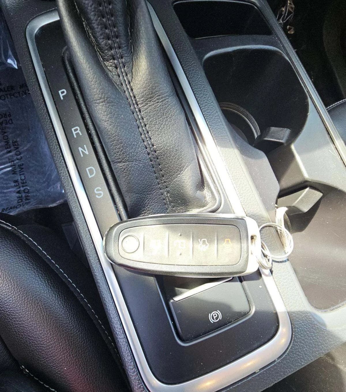 2017 FORD ESCAPE Titanium 5