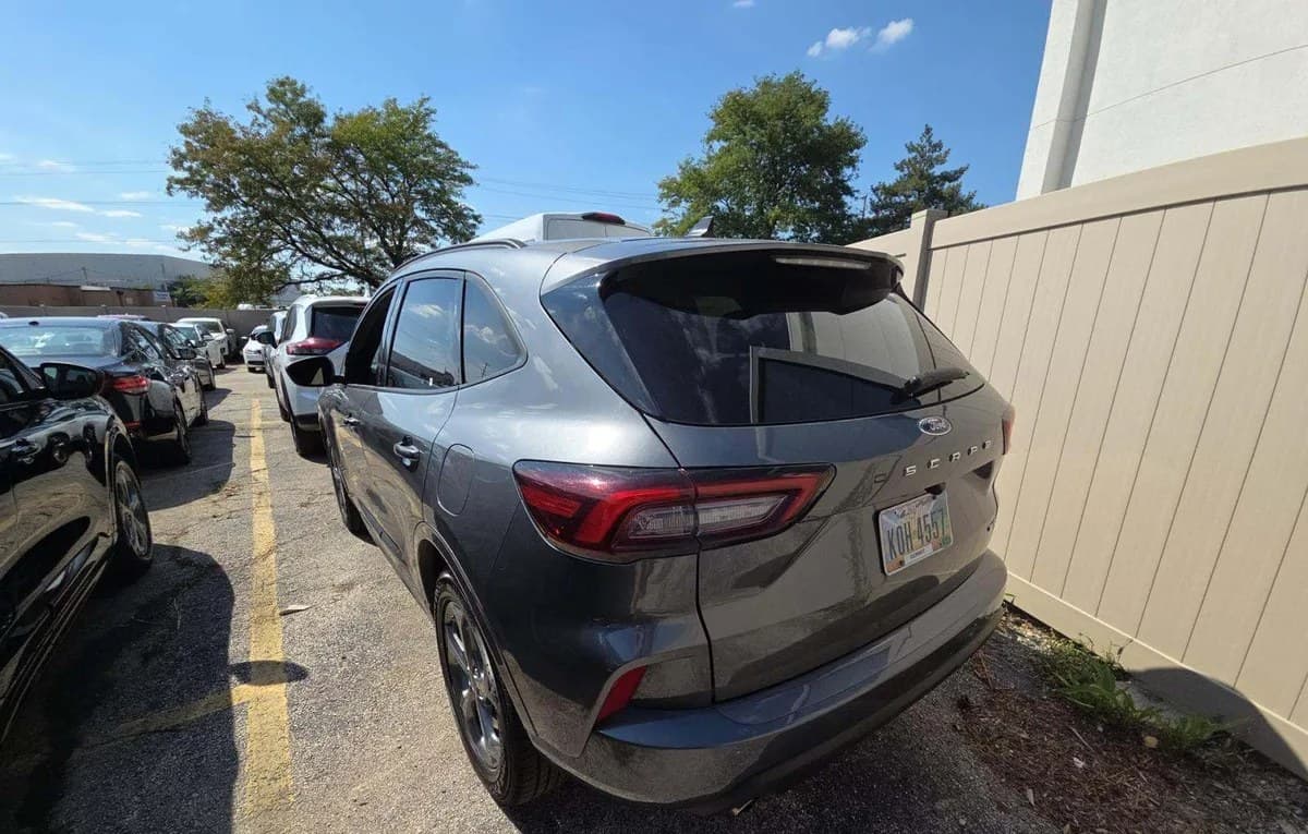 2024 FORD ESCAPE ST-LINE 3