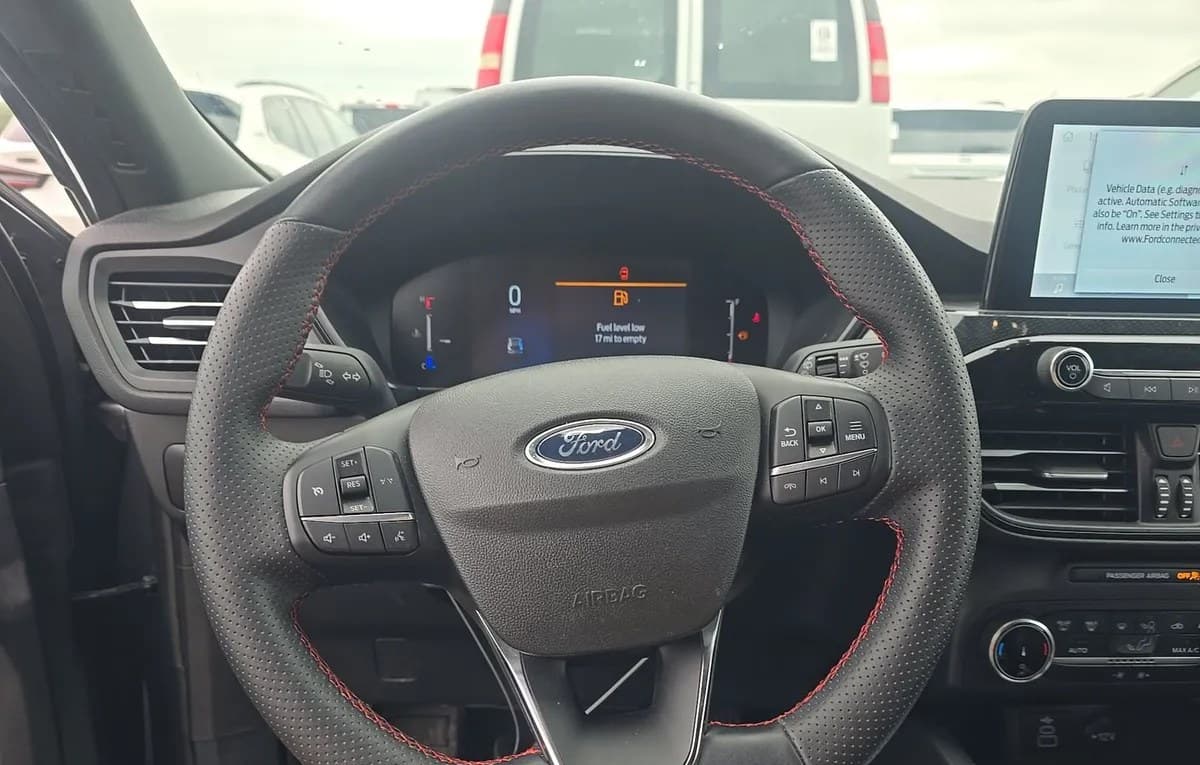 2025 FORD ESCAPE ST-Line 7