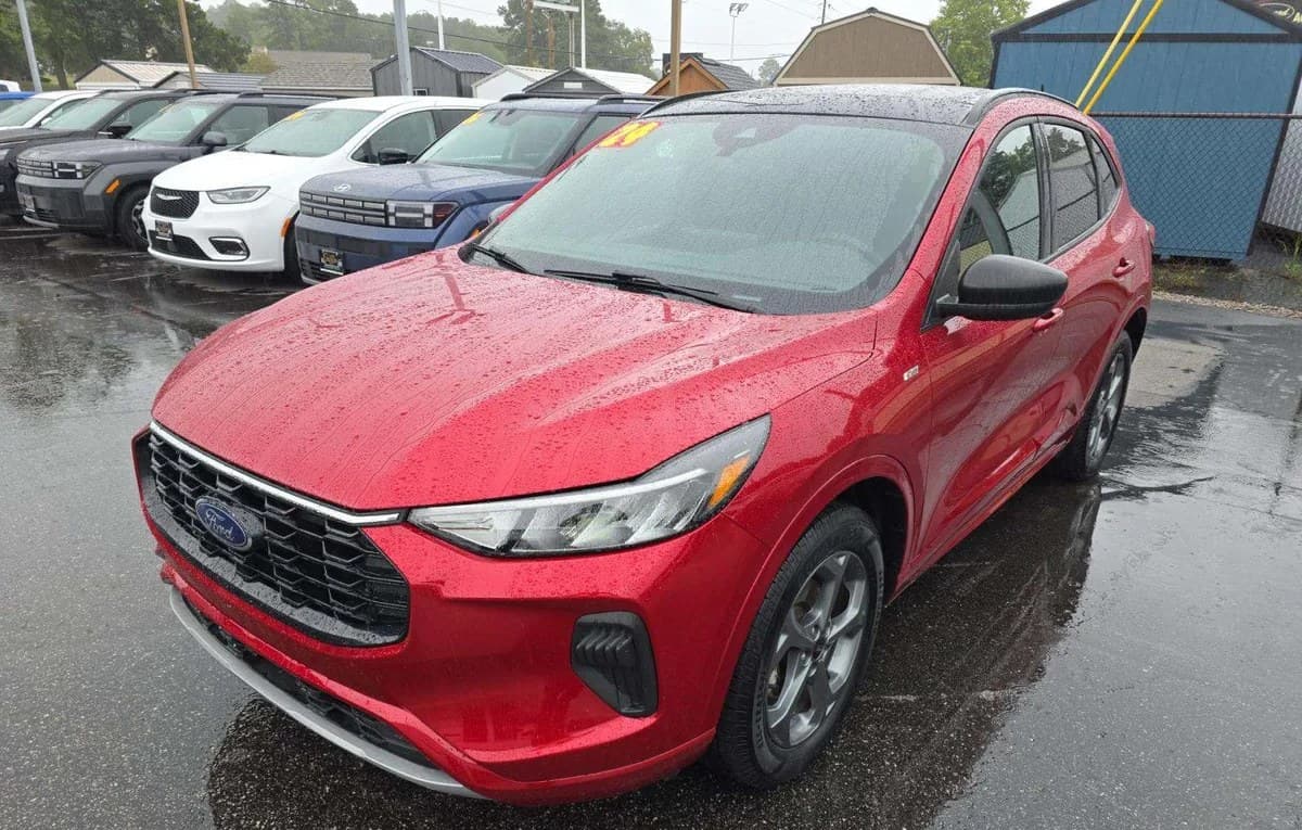 2024 FORD ESCAPE ST-Line 2
