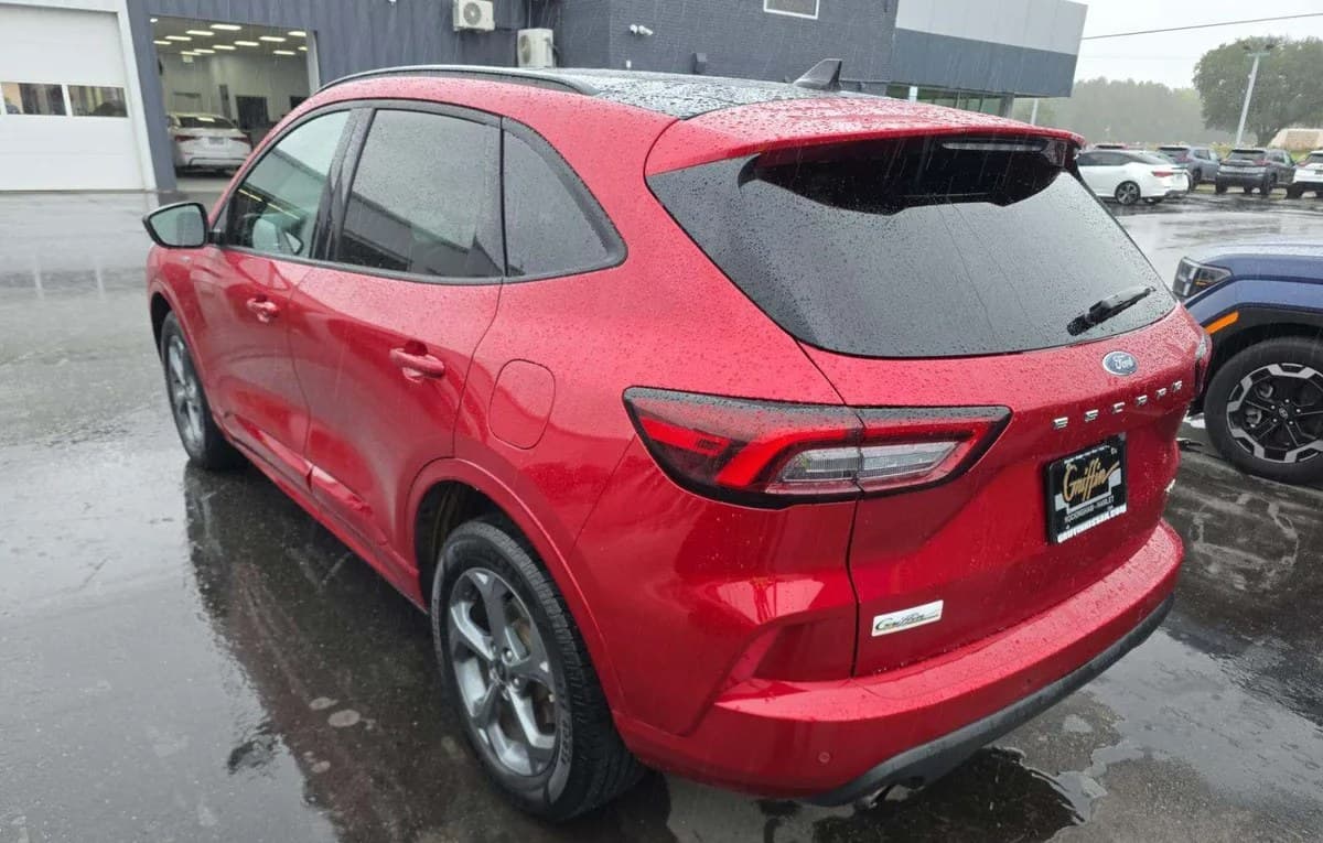 2024 FORD ESCAPE ST-Line 3