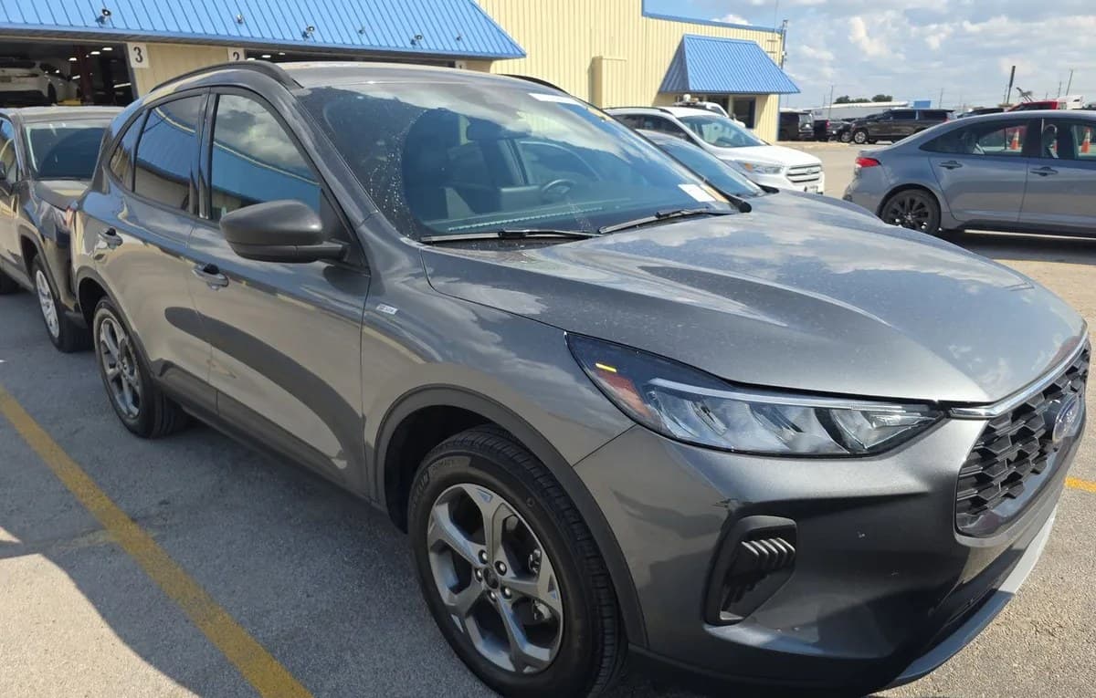 2025 FORD ESCAPE ST-Line 4