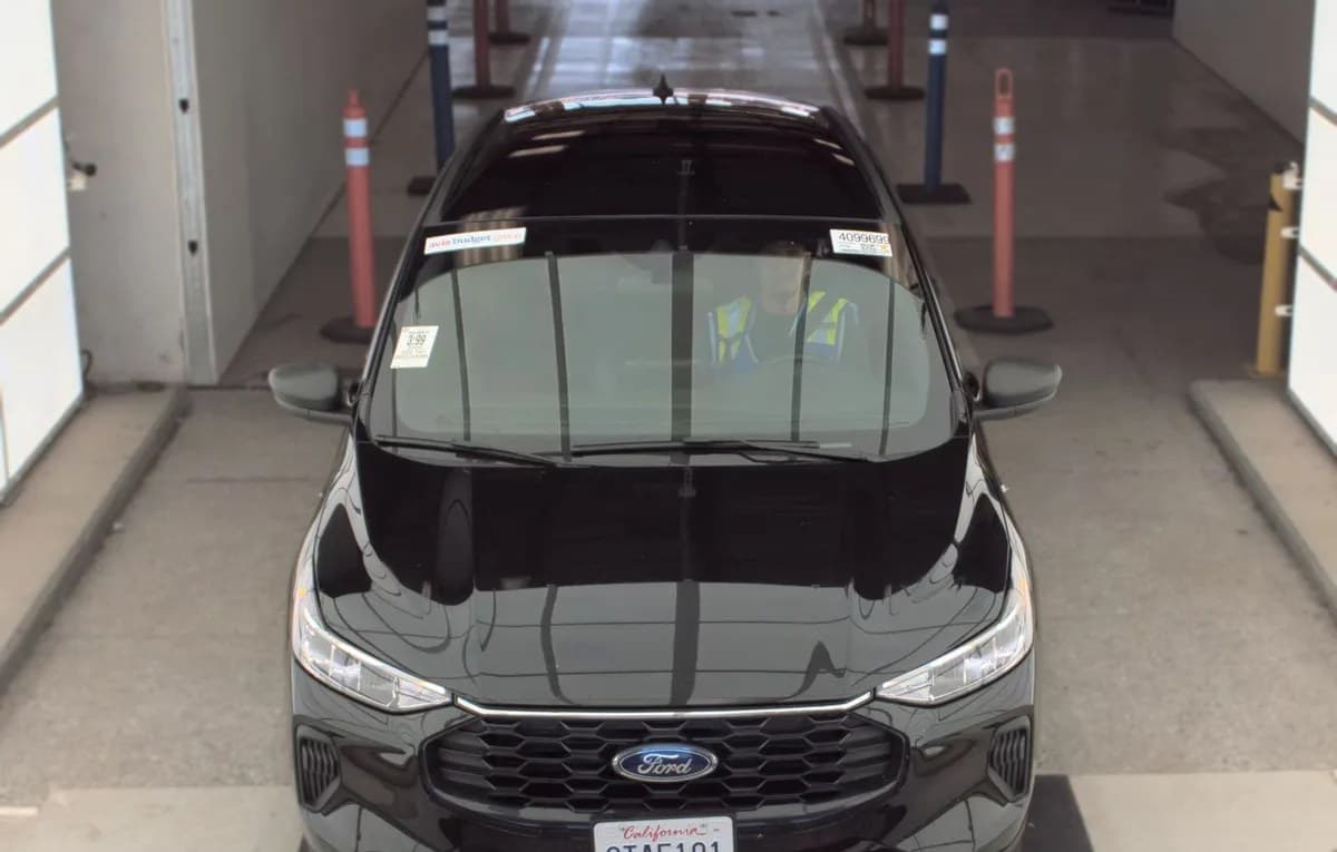 2025 FORD ESCAPE ST-Line 3