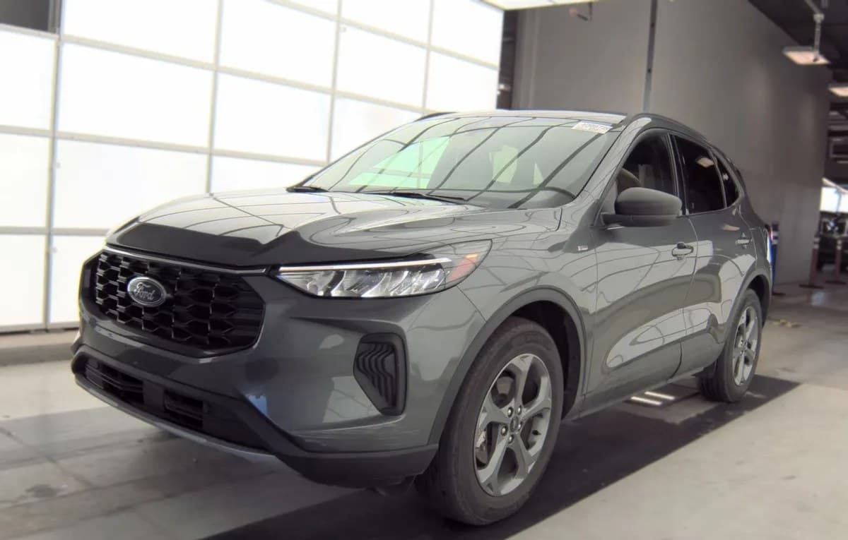 2025 FORD ESCAPE ST-Line 2