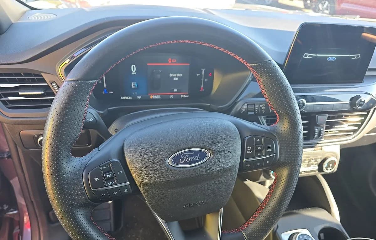 2025 FORD ESCAPE ST-LINE 7