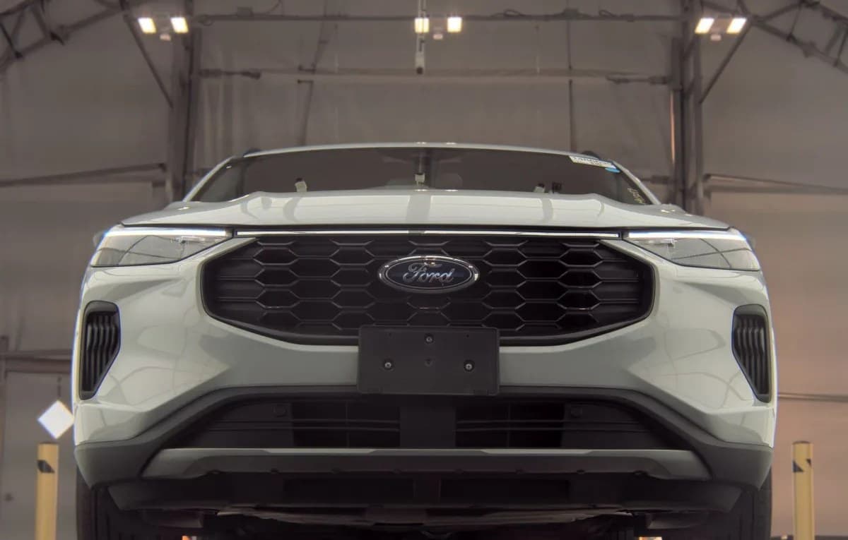 2025 FORD ESCAPE ST-LINE 4