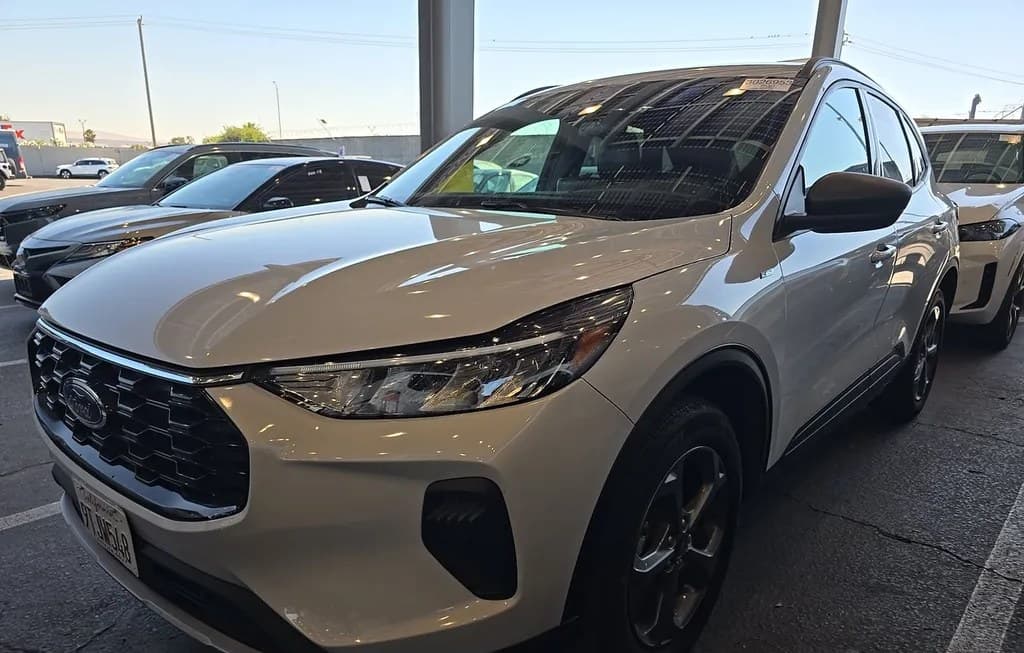 2025 FORD ESCAPE ST-LINE