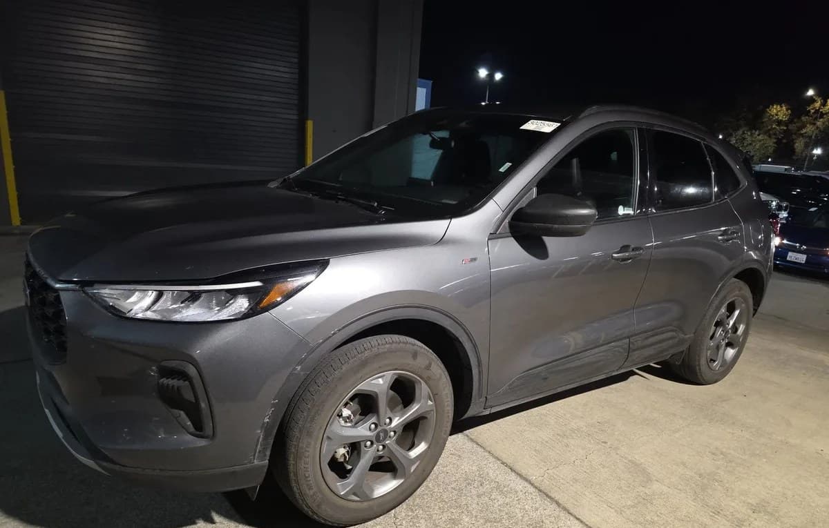 2025 FORD ESCAPE ST-Line 2