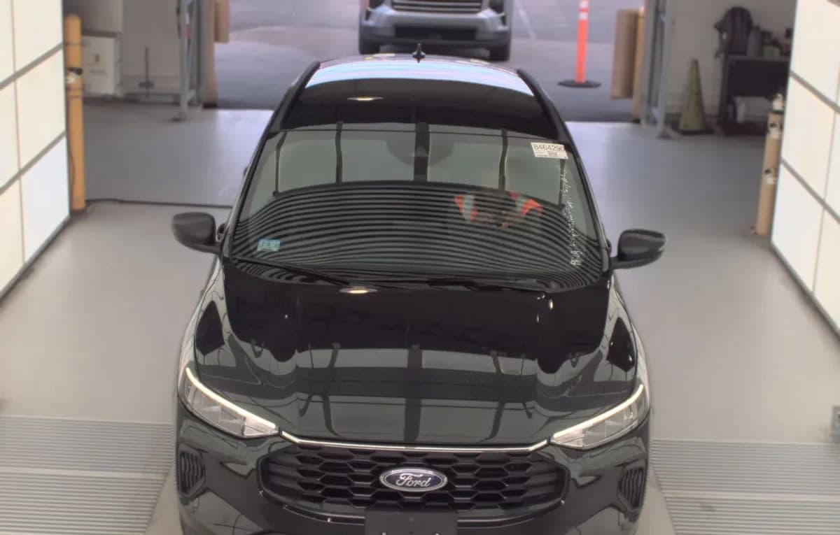 2025 FORD ESCAPE ST-Line 3