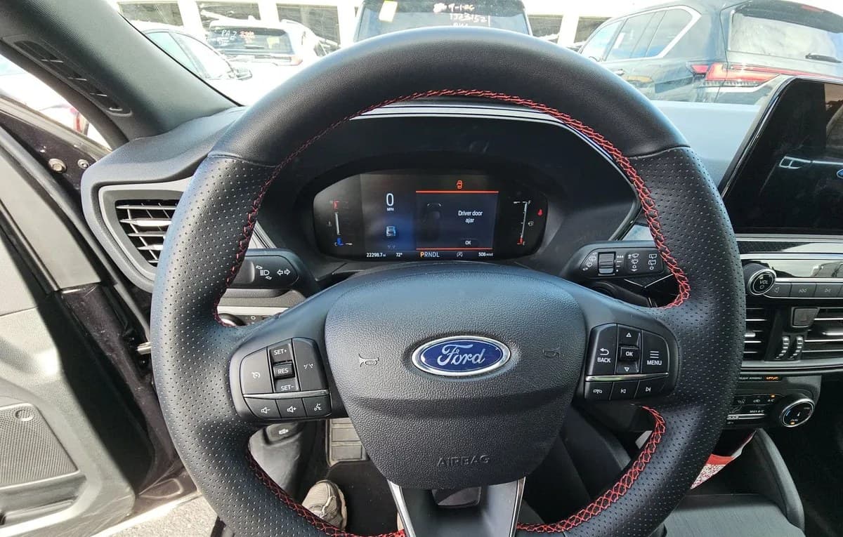 2025 FORD ESCAPE ST-Line 7