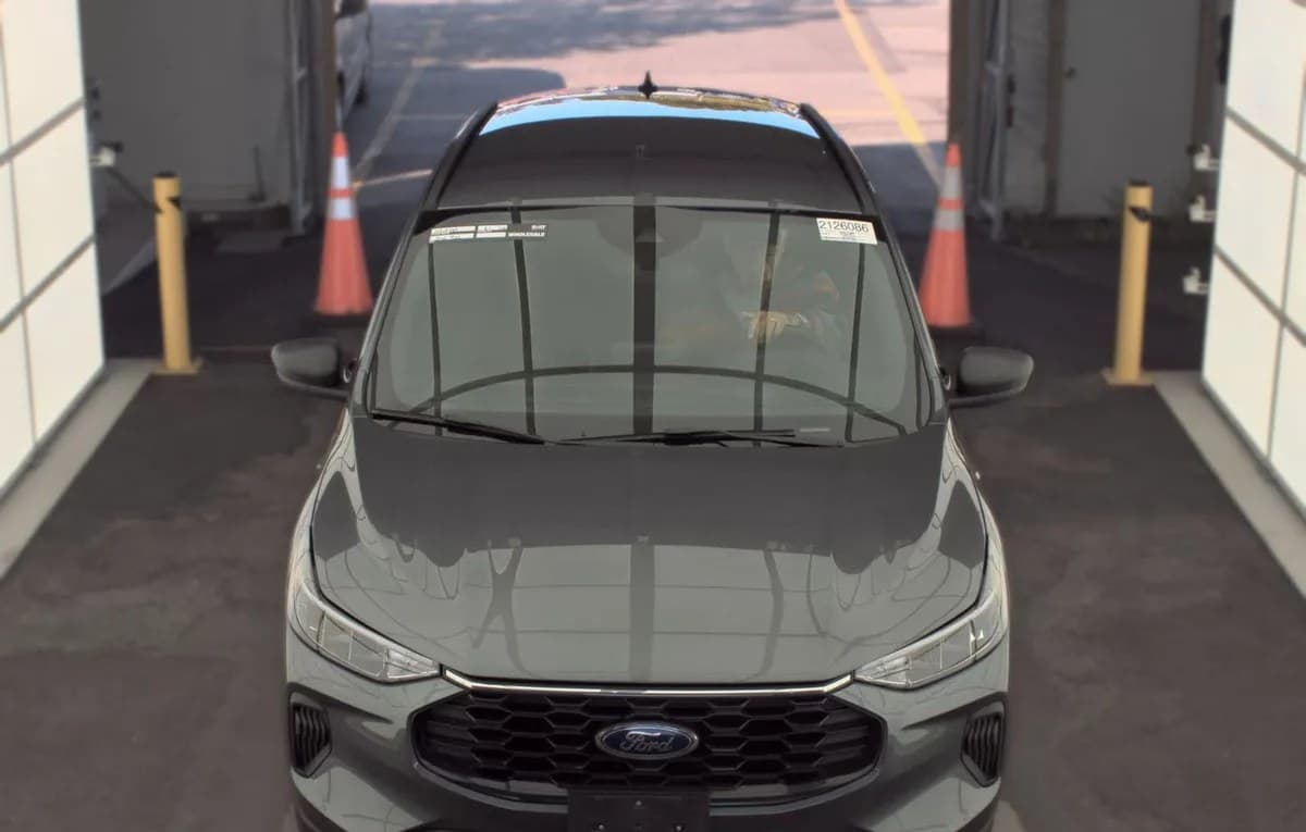2025 FORD ESCAPE ST-LINE 3